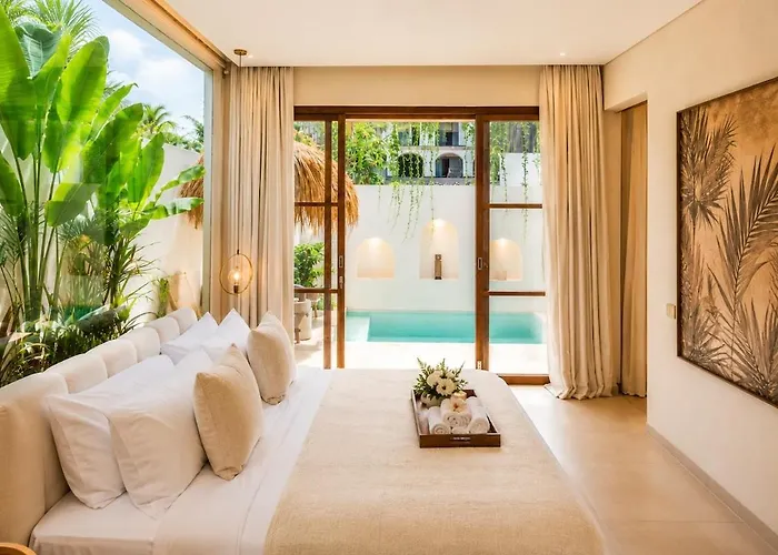 Villa Coco 1br Private Pool In Pererenan With Skylight Bathtub