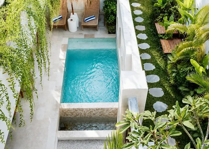 Villa Coco 1br Private Pool In Pererenan With Skylight Bathtub *