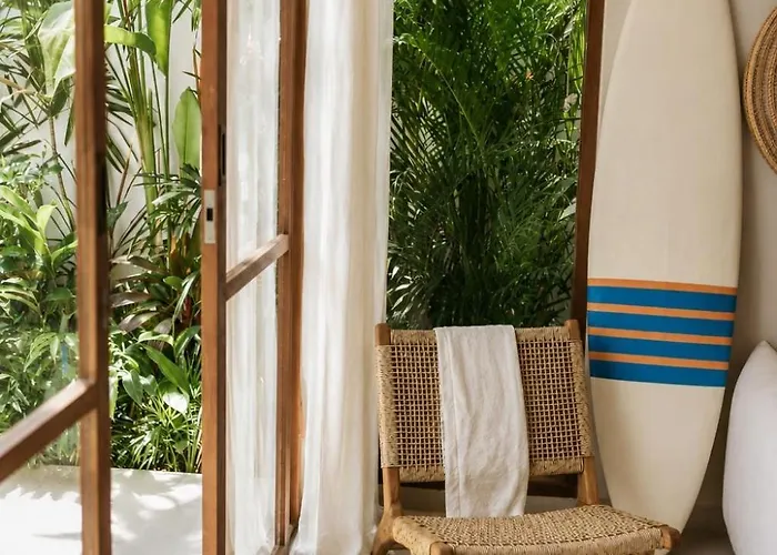 Coco 1br Private Pool In Pererenan With Skylight Bathtub